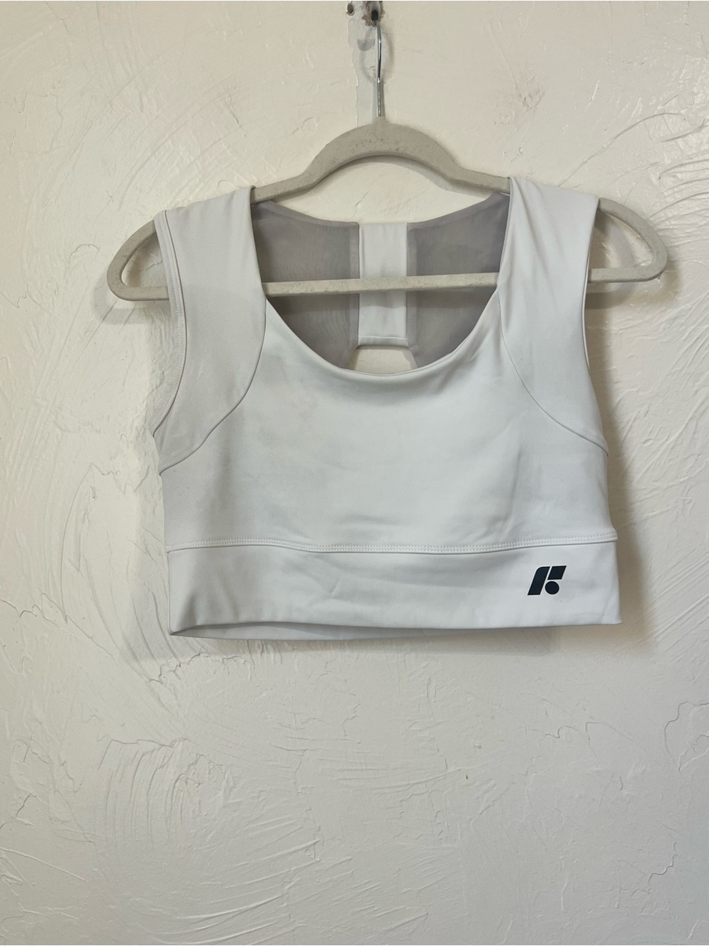 Forme White Sculpted Crop Sports Bra with Back Mesh Panel size XL